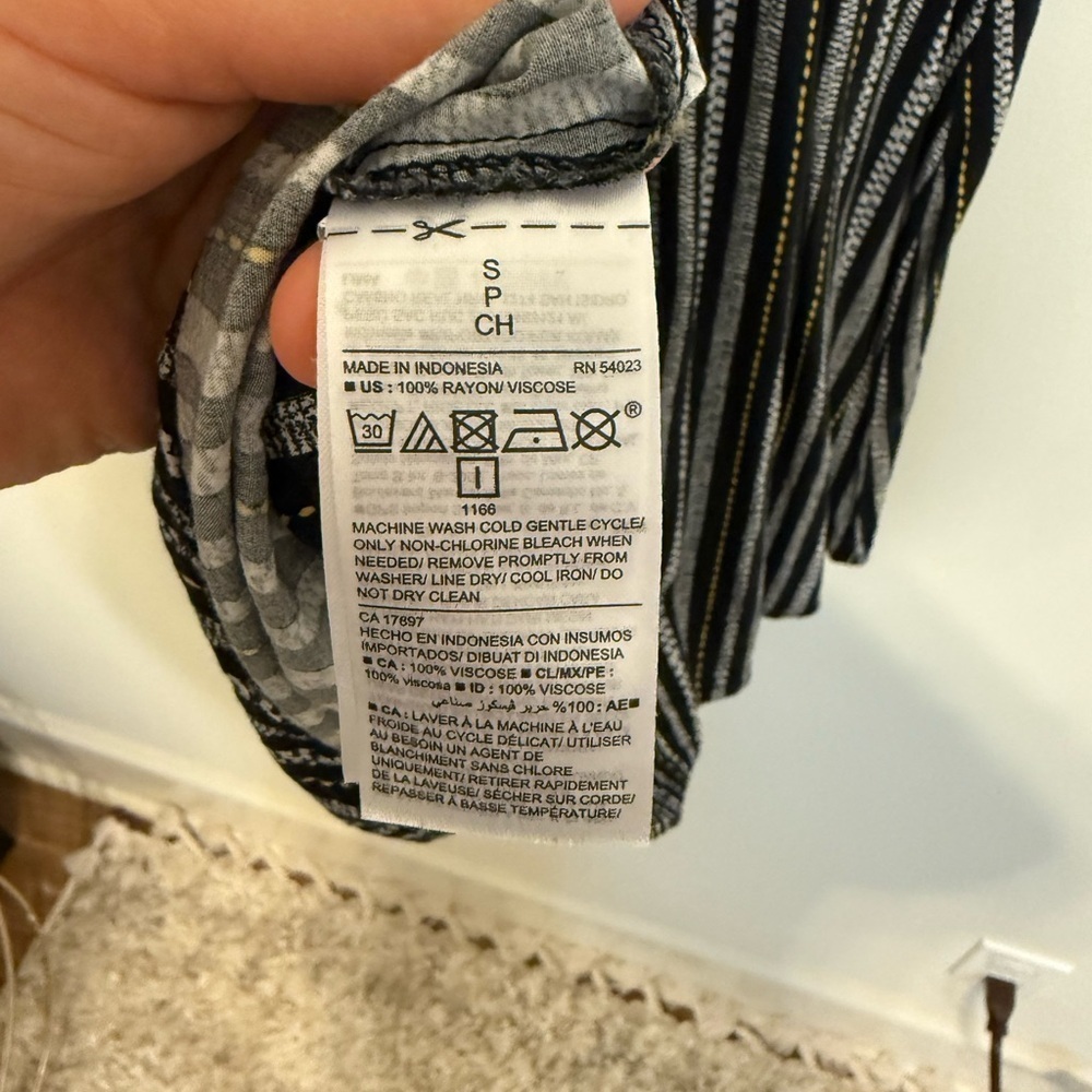 2/$15 Old Navy - Black White Yellow Striped Mini Dress Short Sleeve V Neck Small - Picture 7 of 7